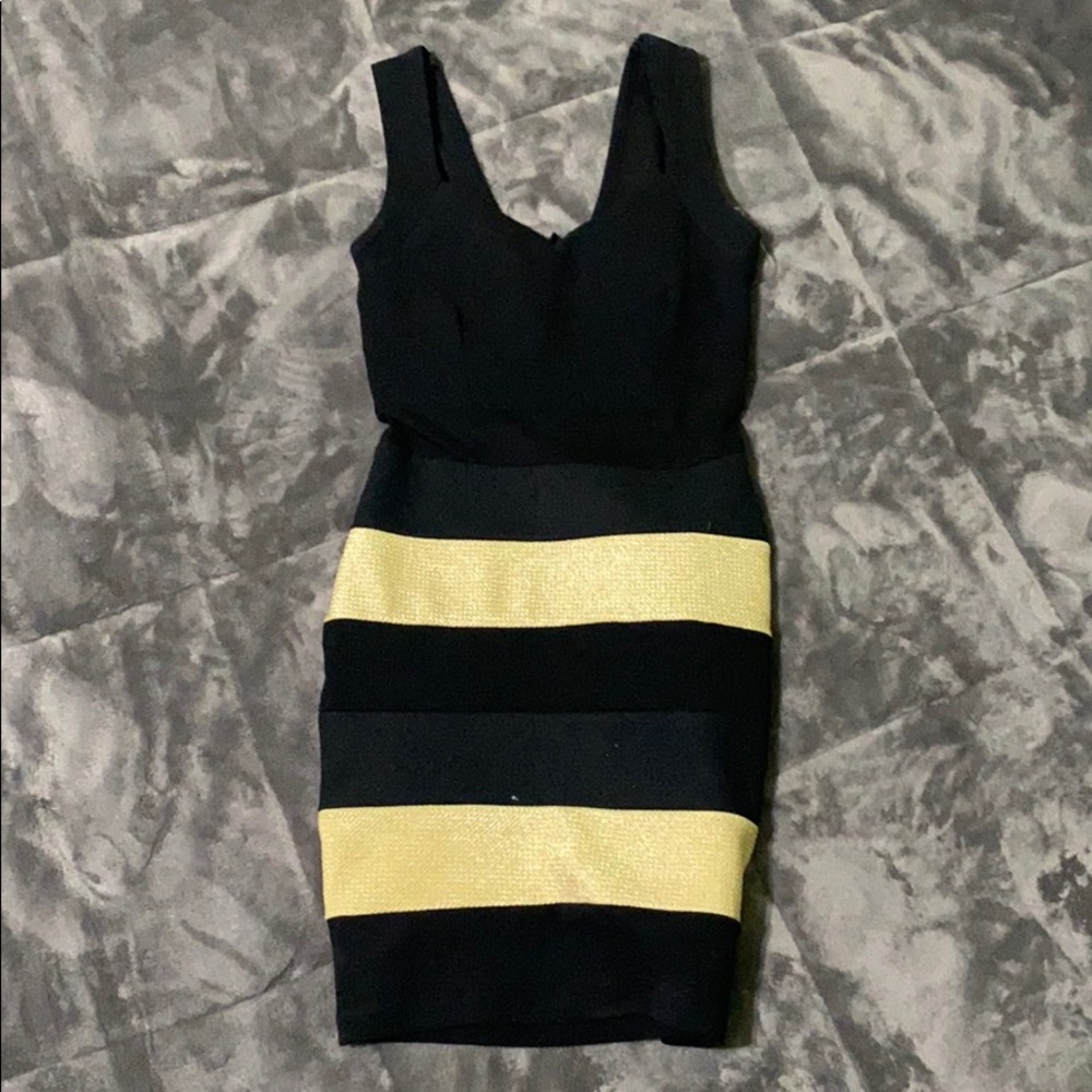 Beautiful dress !